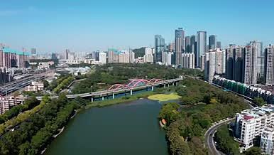 4k航拍深圳彩虹桥交通城市风光视频的预览图